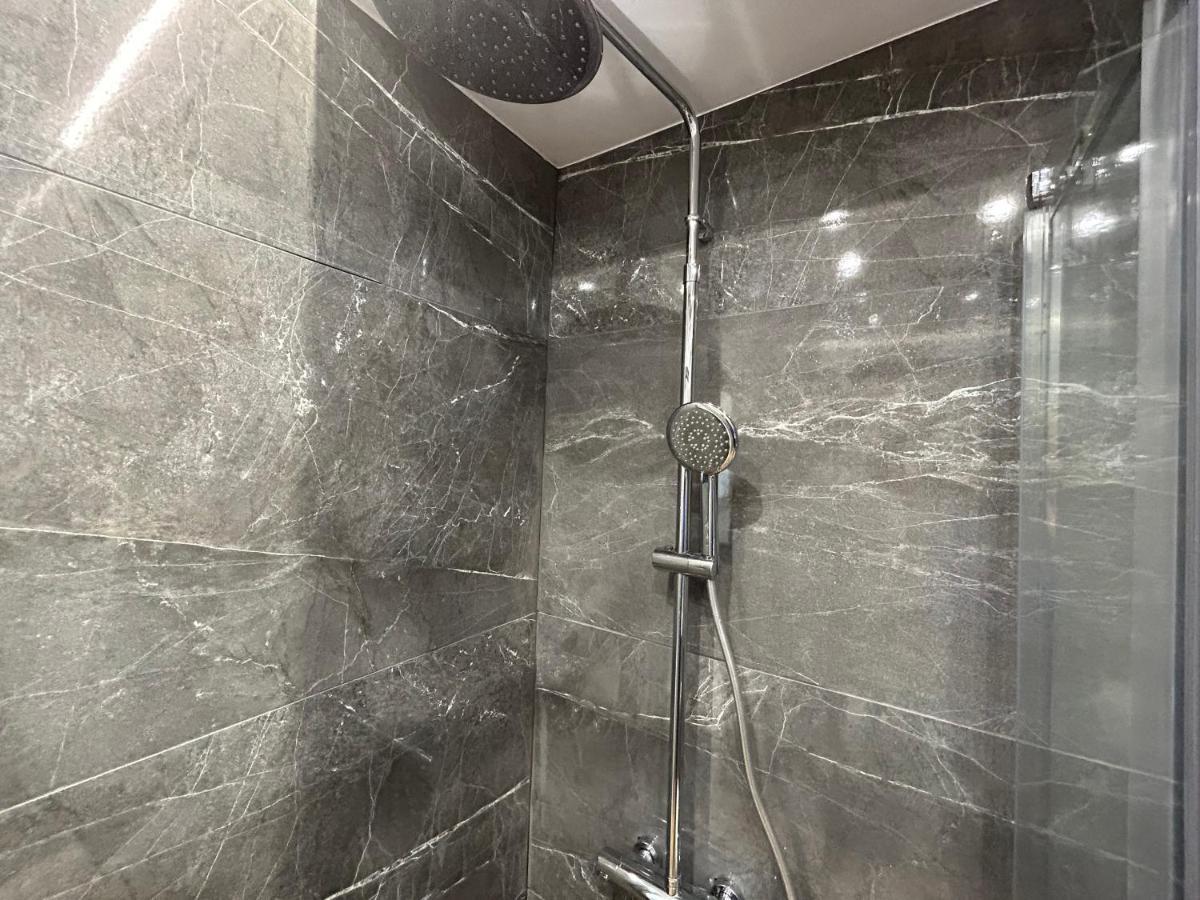 Port Twins Suites No1 Pireus Zewnętrze zdjęcie