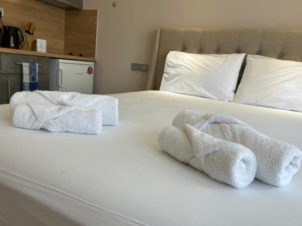 Port Twins Suites No1 Pireus Zewnętrze zdjęcie